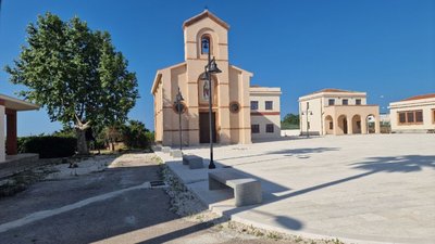 Borgo-Bonsignore-piazza-1024x576.jpg