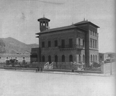villa-deliella-in-piazza-croci-famosa-per-essere-stata-demolita-in-una-notte-giusto-prima-che-entrasse-a-far-parte-dei-beni-tutelati-lo-scandolo-fu-tale-che-non-si-realizzo-piu-alcun VIL.jpg