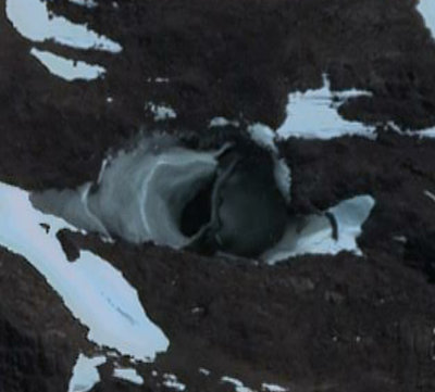 antartichole02.jpg