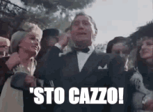 tenor (2).gif