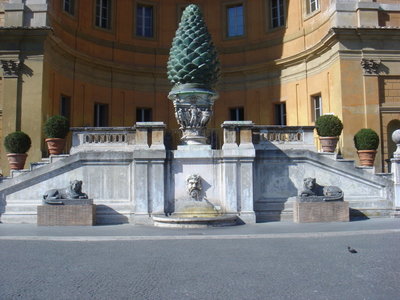 1280px-Musei_vaticani_-_cortile_della_pigna_01167-720x0-c-default.jpg