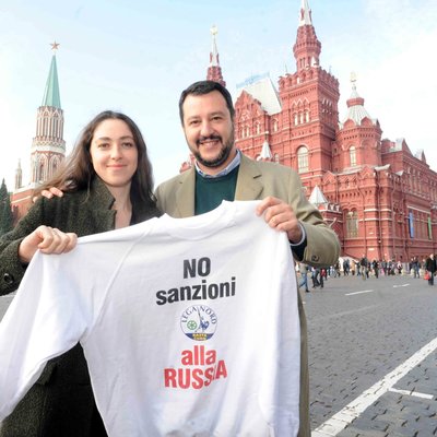 perch-matteo-salvini-diventato-la-pi-grande-groupie-di-vladimir-putin-1450710369.jpg